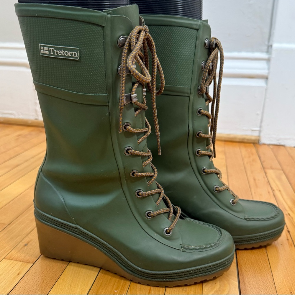VTG Tretorn Lace Up Rain Boots Green Rubber Plaid Wool Lined Women’s 7.5
